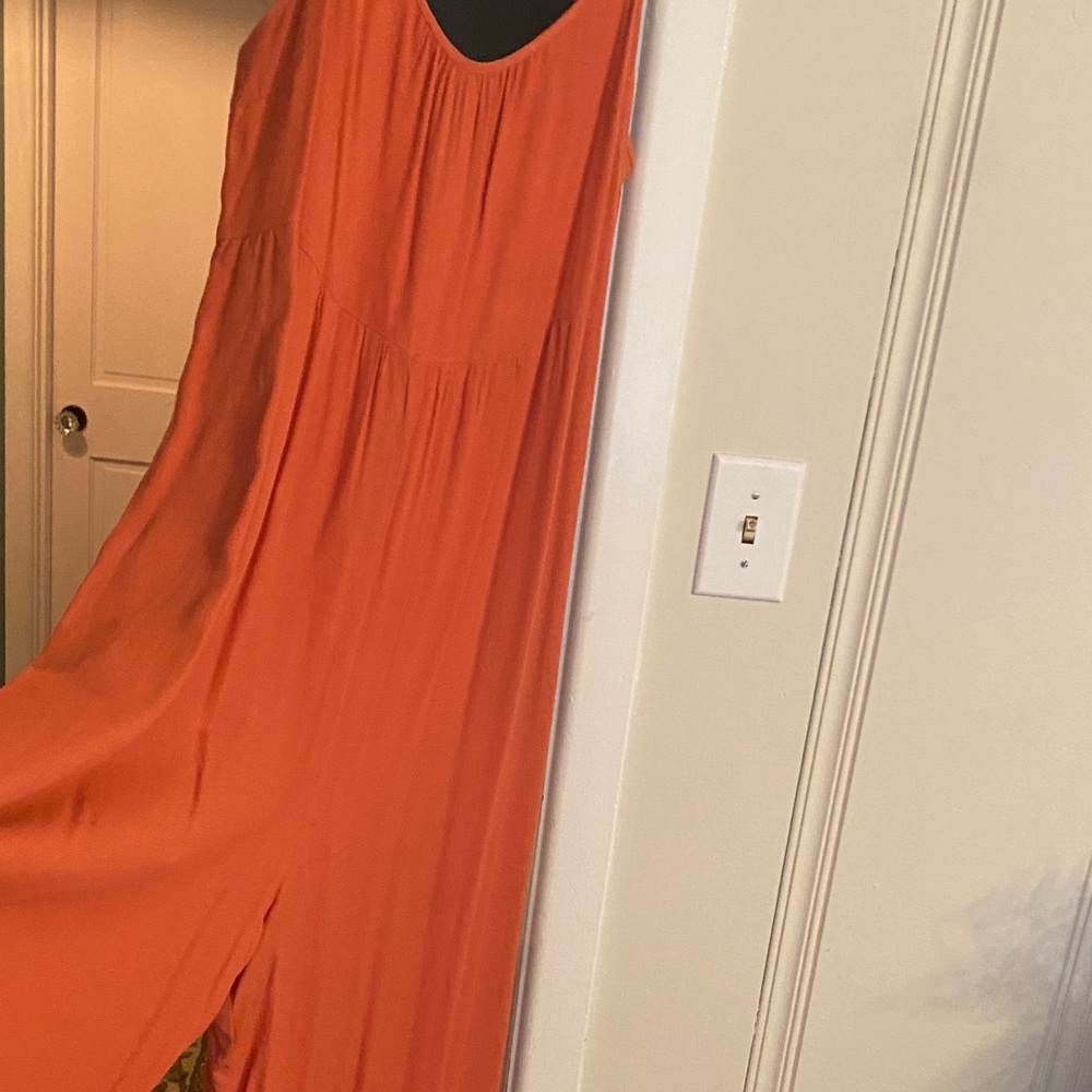Elegant Orange Sleeveless Dress